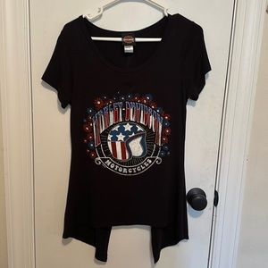 Women's Harley Davidson shirt worn once size small. Open back.